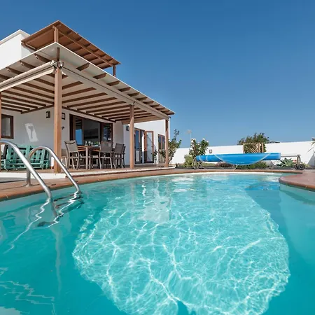 Casa Lupa * Tias