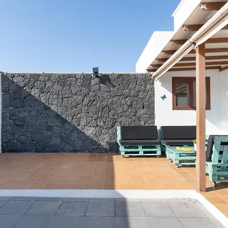 Casa Lupa * Tías